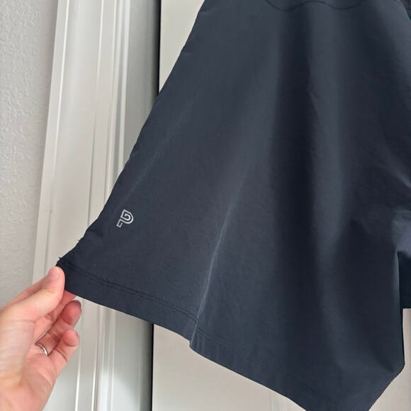 Public Rec Men’s Athletic Black Shorts Sz 42 Workout - Picture 3 of 8